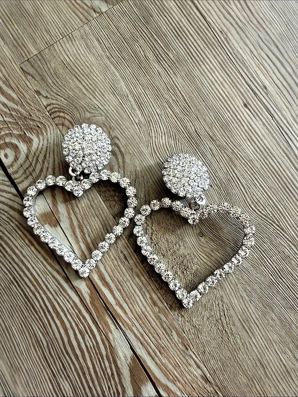 Alessandra Rich Crystal Heart Clip-On Earrings Silver Like New